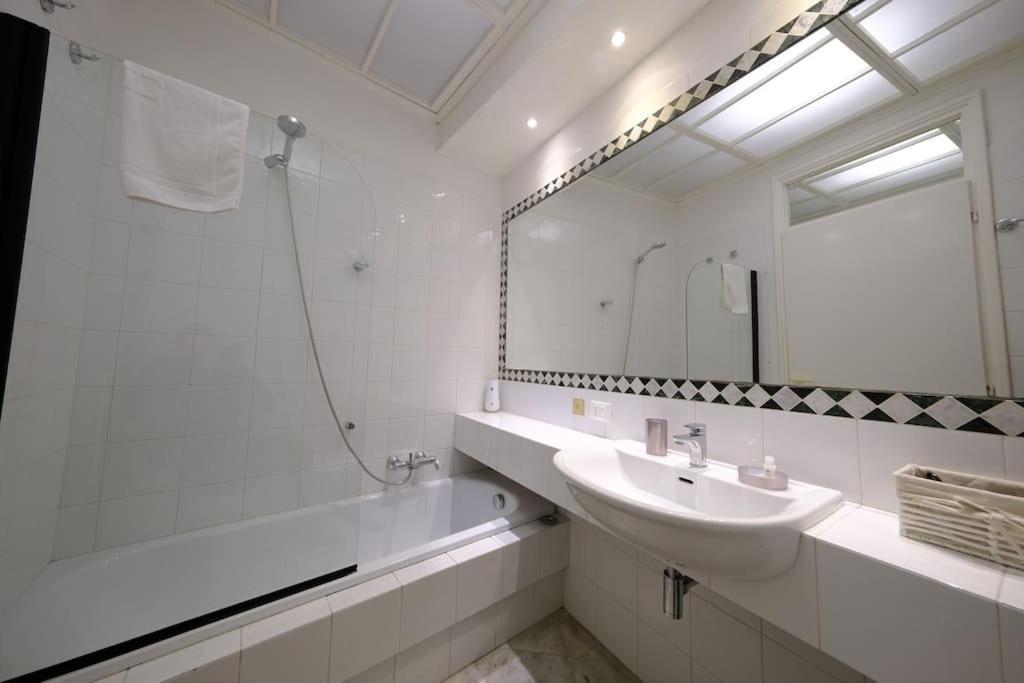 Costasangiorgio 2Bdr 2Bth Apartment Флоренция Екстериор снимка
