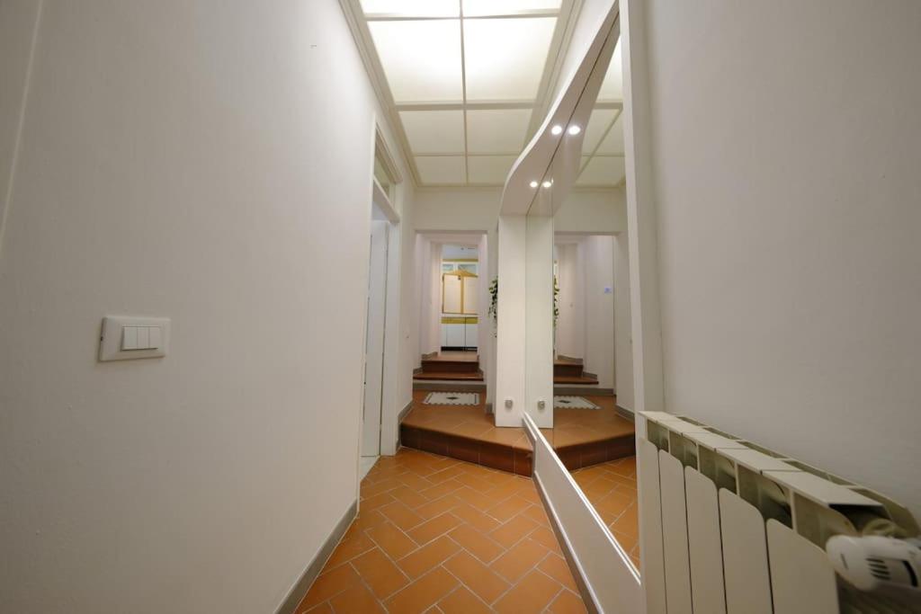 Costasangiorgio 2Bdr 2Bth Apartment Флоренция Екстериор снимка